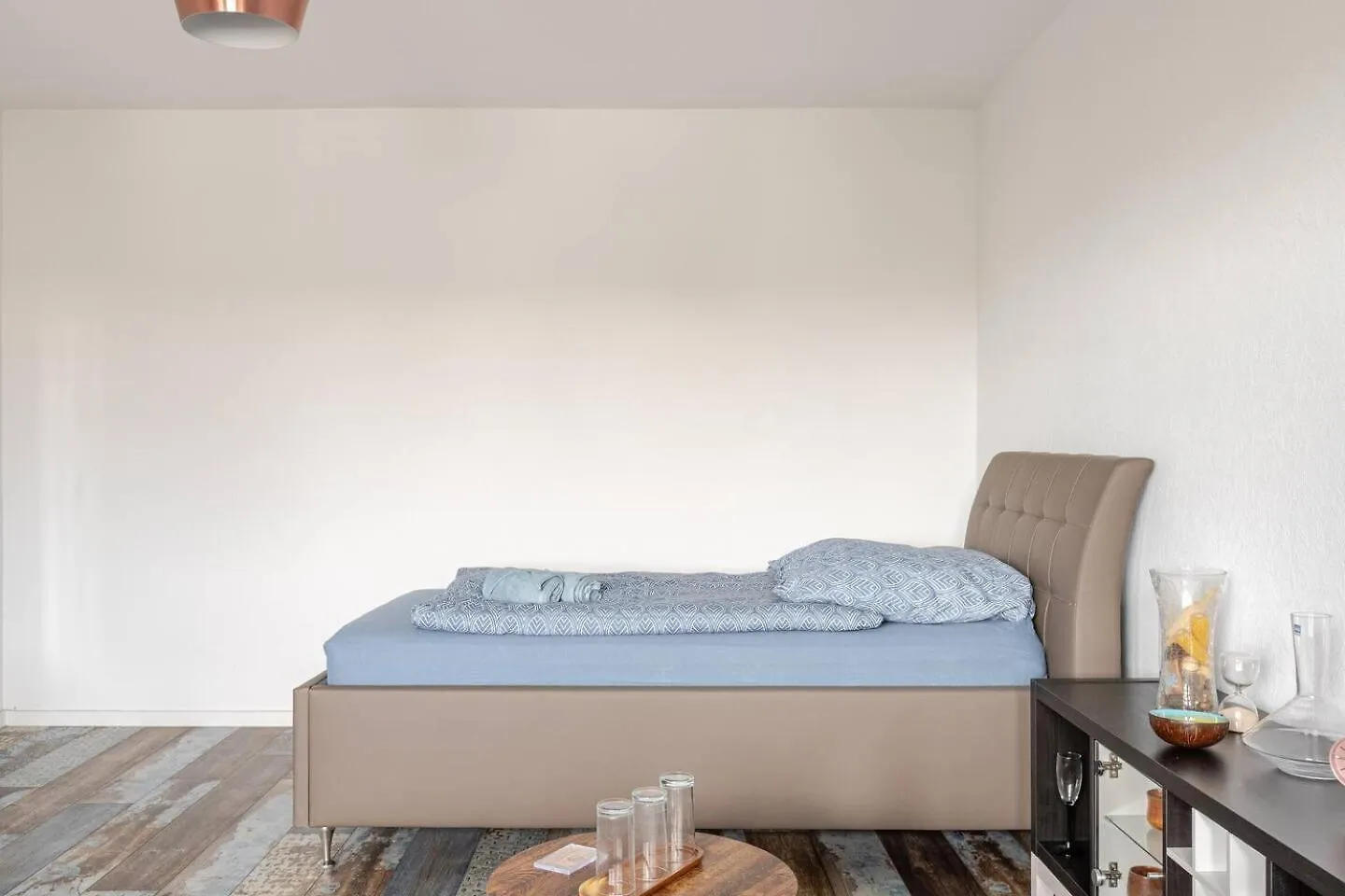 Zimmer Mit Flair Koeln-Messenaehe Appartement