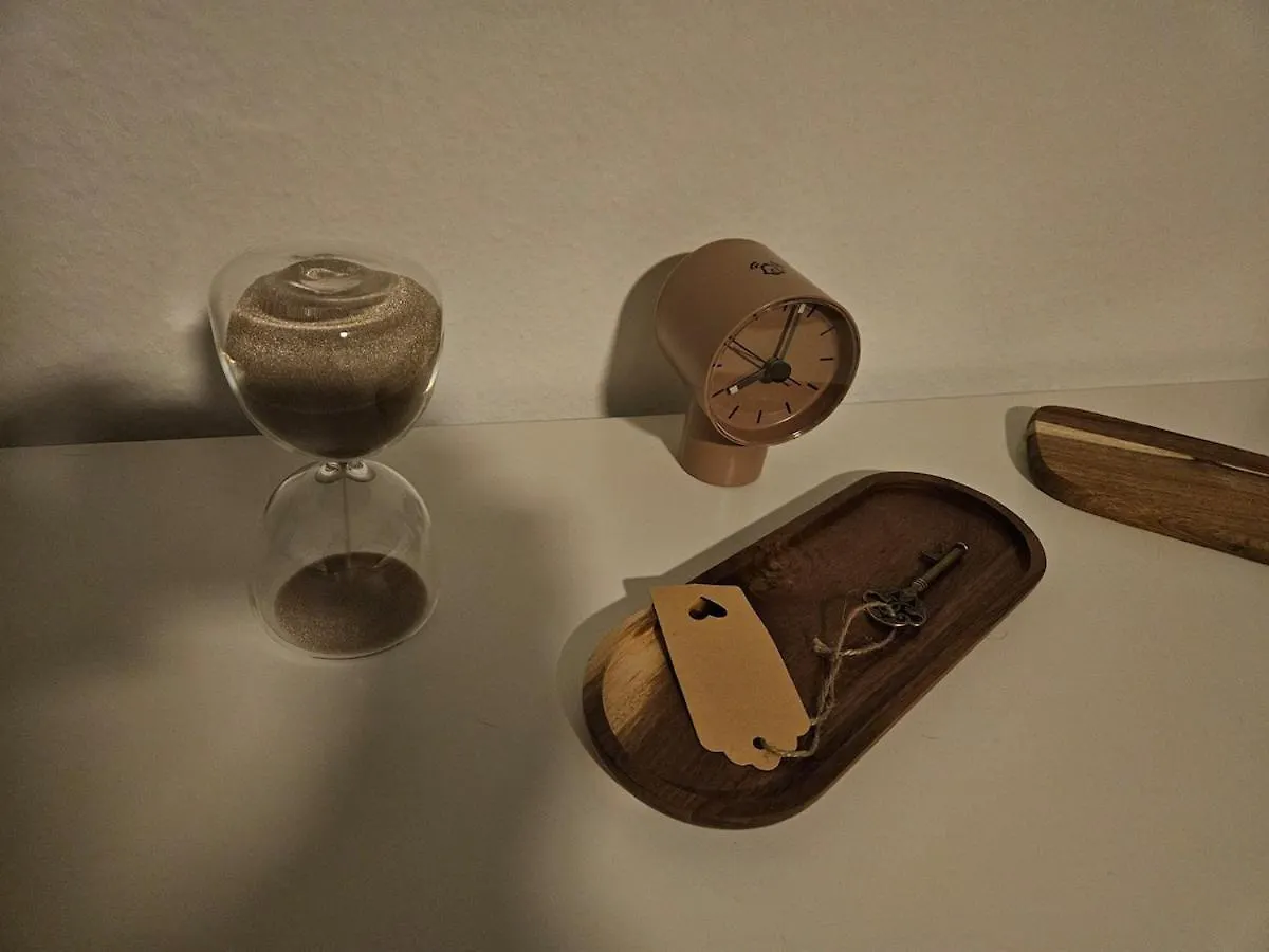 Zimmer Mit Flair Koeln-Messenaehe 0*, Cologne Germany