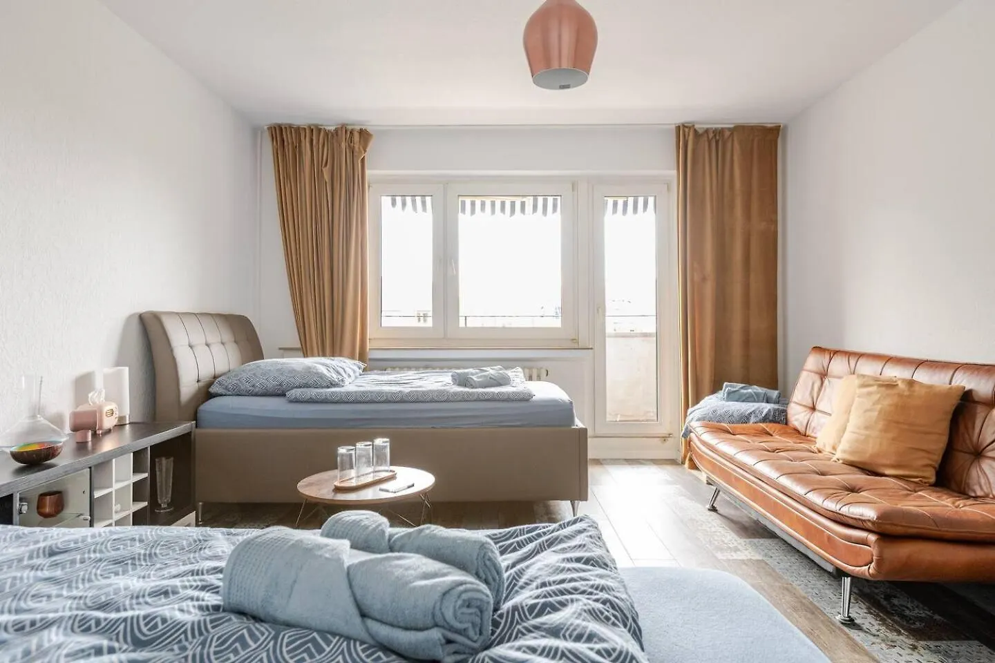 Apartment Zimmer Mit Flair Koeln-Messenaehe